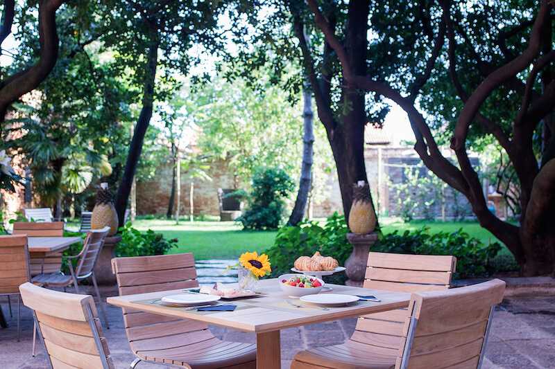 Breakfast Garden