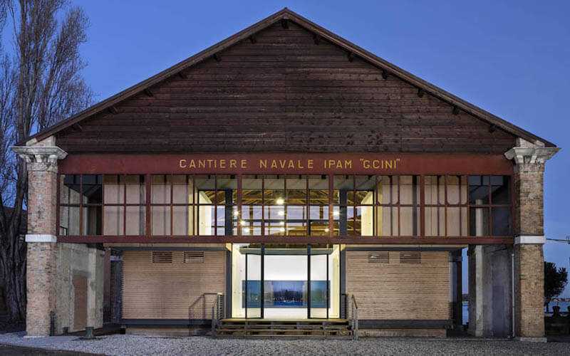 Auditorium- Lo-Squero